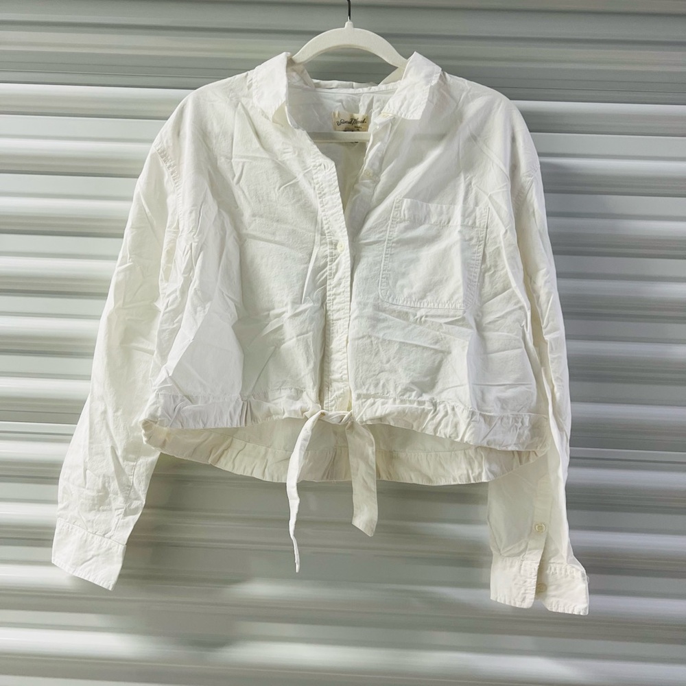 Universal Thread Cream Button-Up Shirt